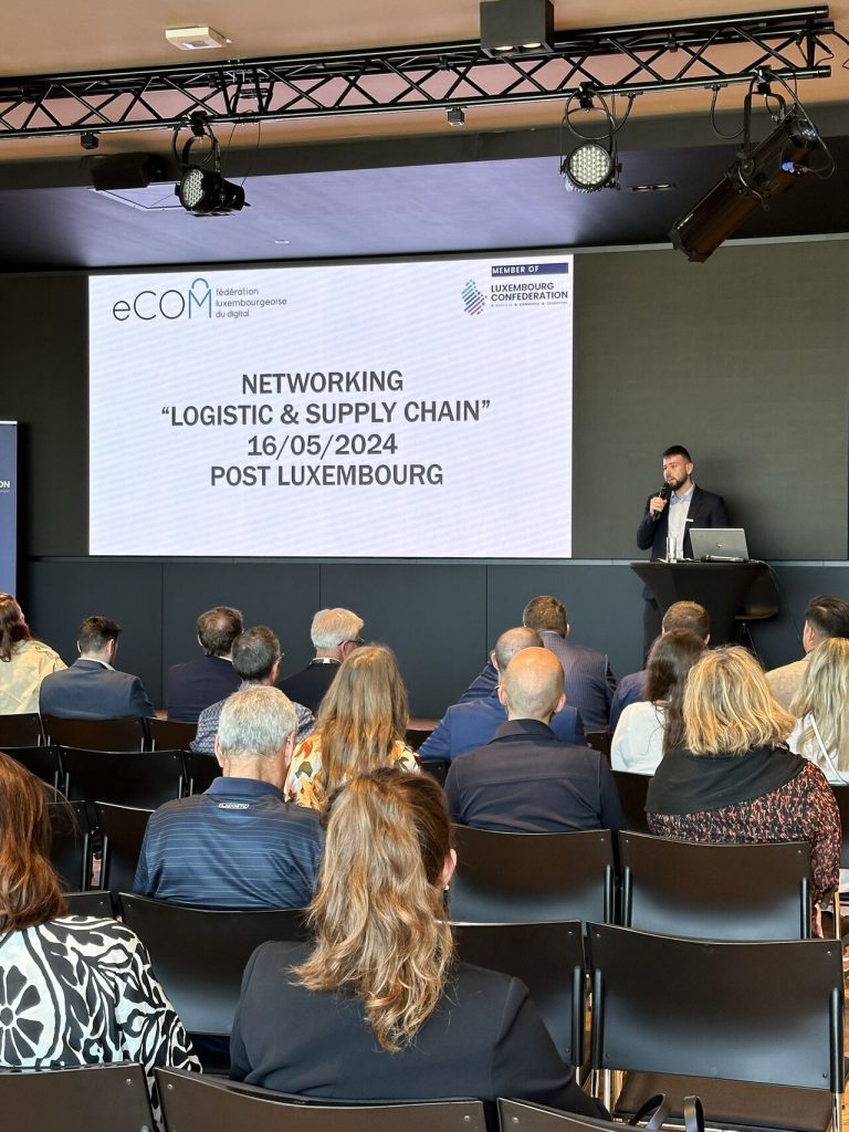 eCom-speaker-logistic&supply